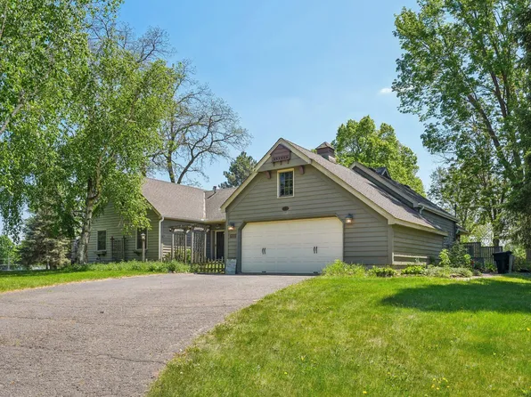 644 11th Ave SE, Forest Lake, MN 55025