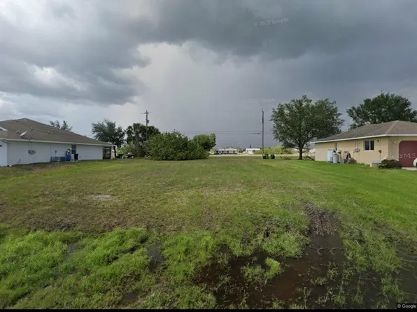2121 NE 15th Ln Lot 31, Cape Coral, FL 33909