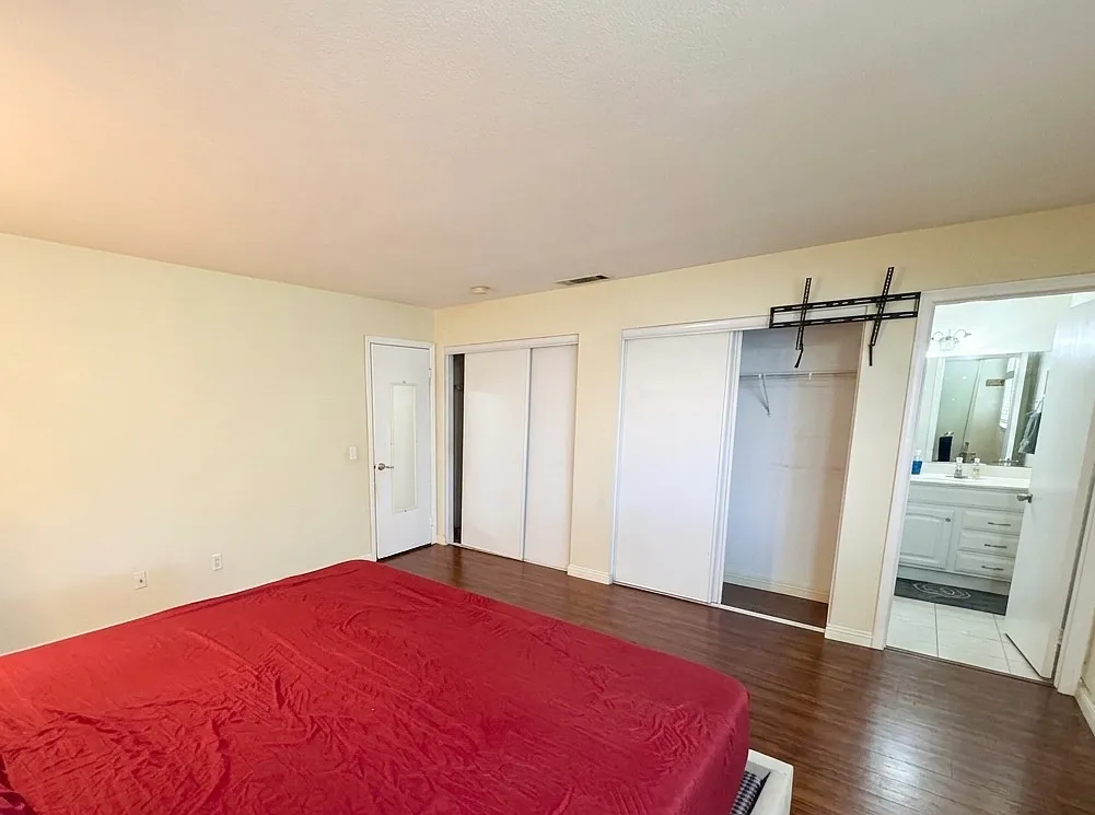 8294 Paisley Ln — Photo 2