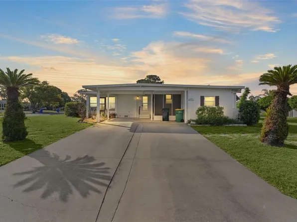 1227 Nassau Cir, Tavares, FL 32778