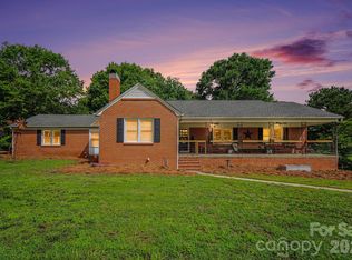 1224 Petes Rd, Lincolnton, NC 28092