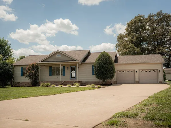 546 Smiths Ln, Mayfield, KY 42066