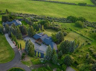 188 E Artists View Way W, Rocky View County, AB T3Z 3N1