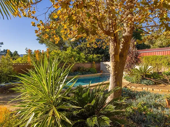 1227 Cruzero St, Ojai, CA 93023