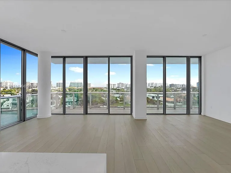 9201 E Bay Harbor Lph_711 #LPH_711 — Photo 7