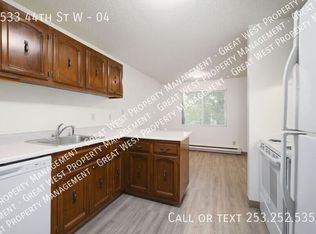 7533 44th St W APT 4, University Place, WA 98466