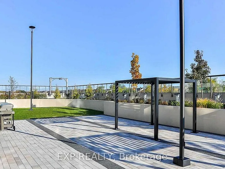8 Trent Ave #410 — Photo 22