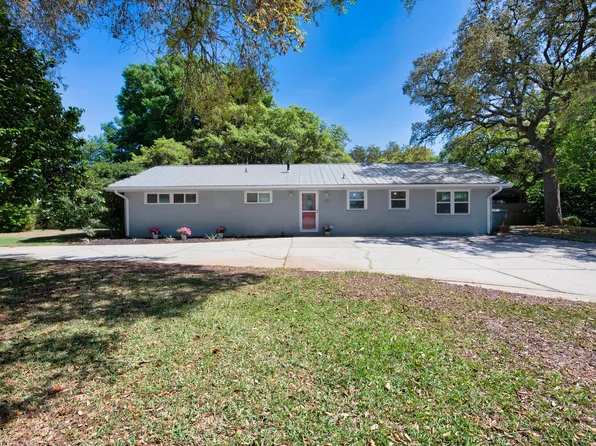 300 Leah Miller Dr NW, Fort Walton Beach, FL 32548