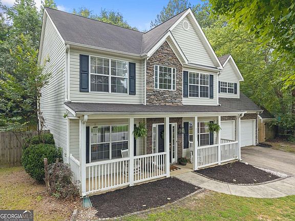 2nd image of 2665 Meridian Dr