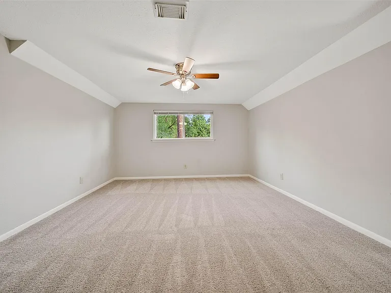 14719 Cedar Point Dr — Photo 33