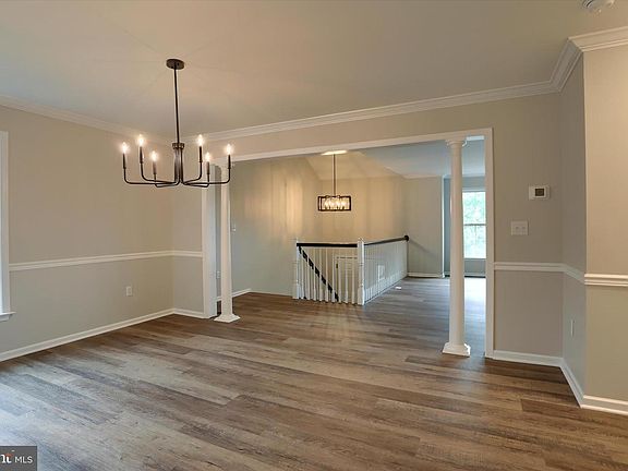 5th image of 1199 Cross Creek Dr
