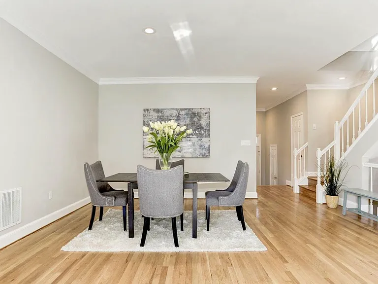 3628 Reservoir Rd NW — Photo 4