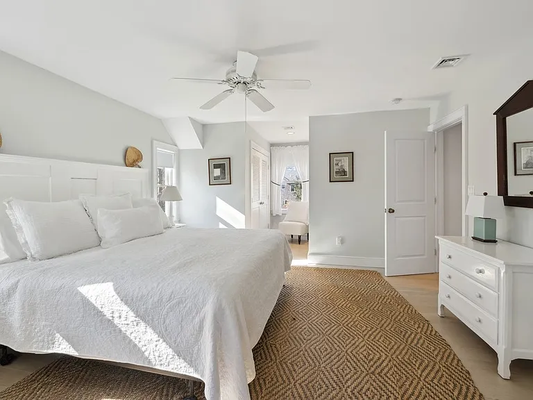19 Lafayette Pl — Photo 19