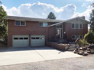 605 W 29th Ave, Kennewick, WA 99337