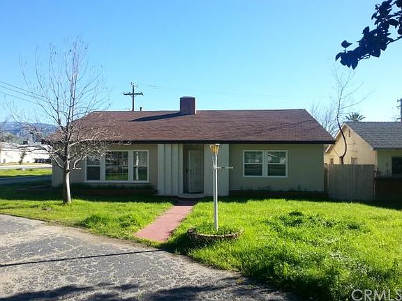 2nd image of 2795 Valencia Ave