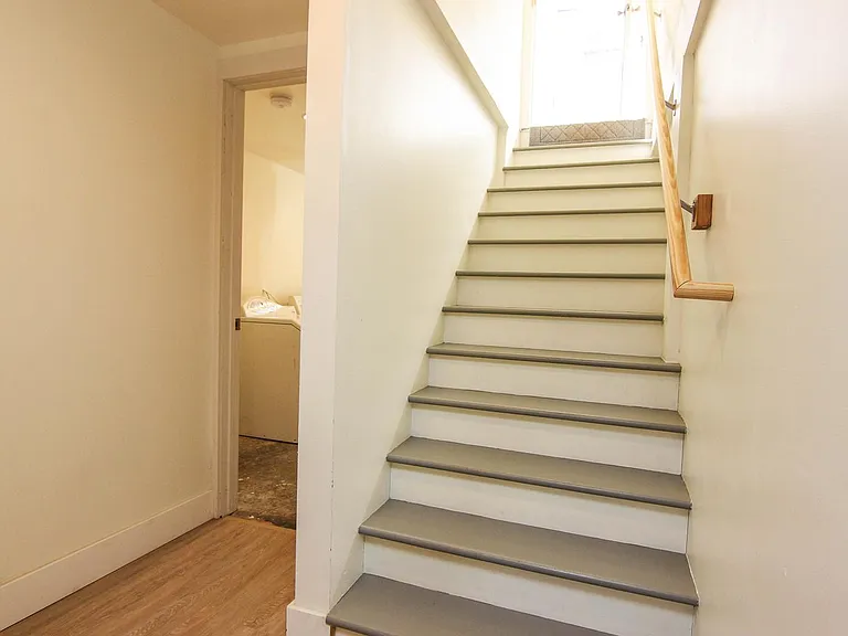 5115 N Concord Ave #B — Photo 2