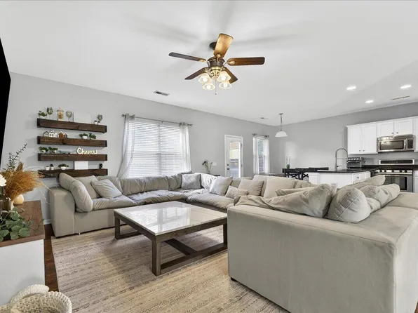 111 Brookhaven Rd, Summerville, SC 29486