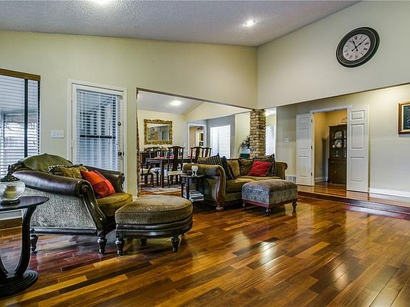 5th image of 5209 Hidden Oaks Ct