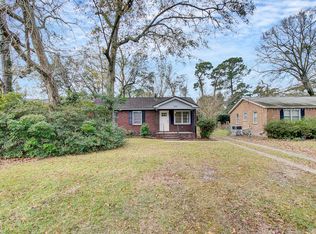5850 Beverly Dr, Hanahan, SC 29410