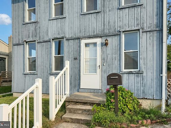 3rd image of 118 John St