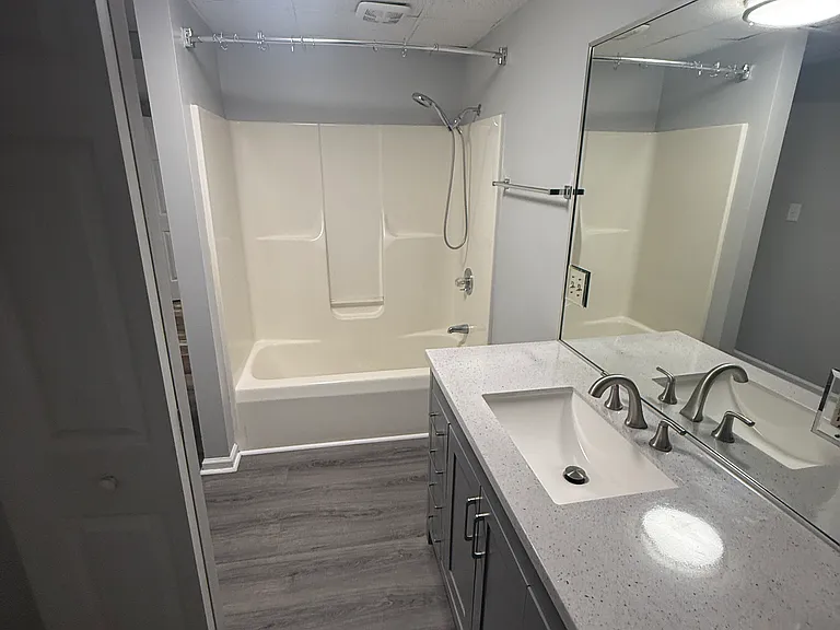 206B N Main St #206B — Photo 5
