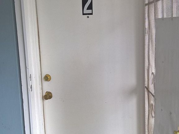3rd image of 3139 Addison St APT 2