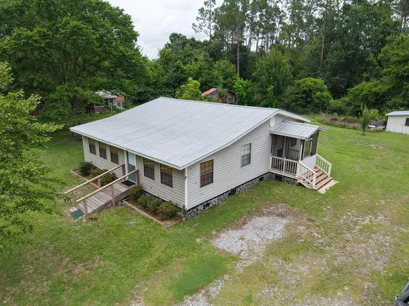 183 Joe Ave, Wewahitchka, FL 32465