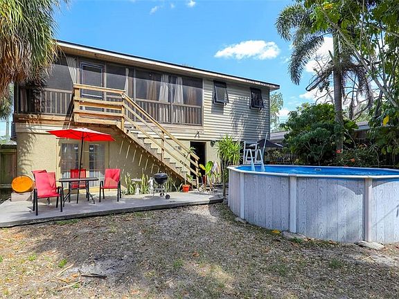 3rd image of 7549 Pier Rd