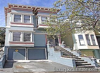 2nd image of 105 Scott St
