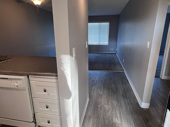 2nd image of 2025 28th St APT 219