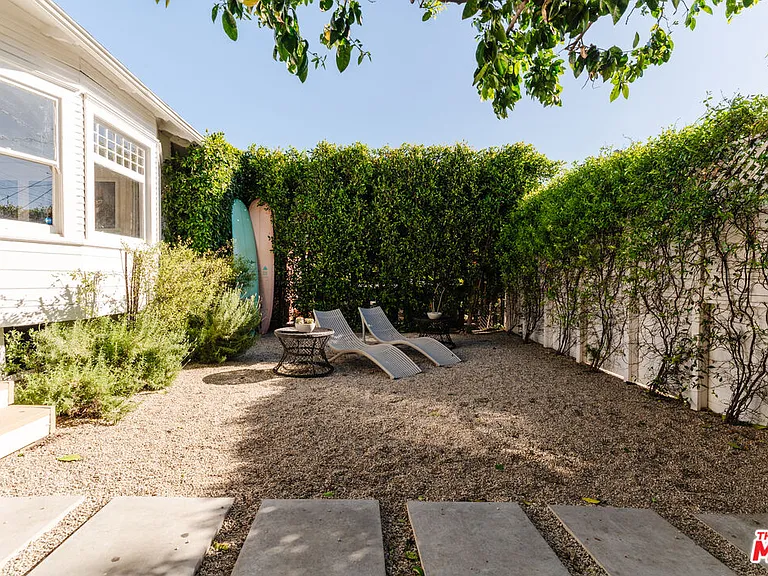 1163 Nelrose Ave — Photo 29