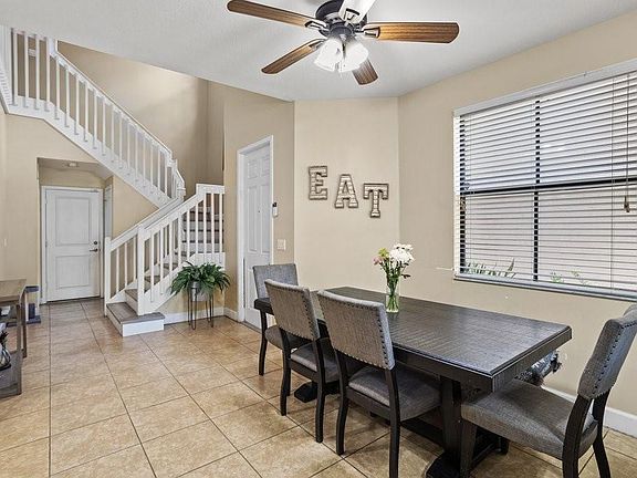 4th image of 5705 NW 47th Avenue