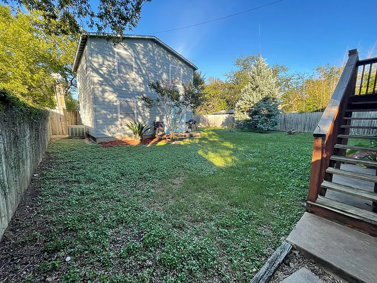1410 Ashwood Rd — Photo 15