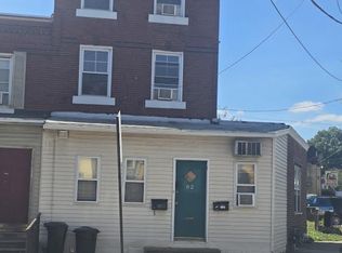 82 N Sycamore Ave, Clifton Heights, PA 19018