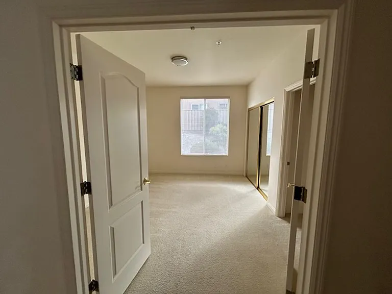 19535 Cortina Ct — Photo 18