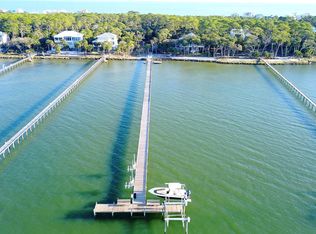 2243 Coquina Dr, Eastpoint, FL 32328