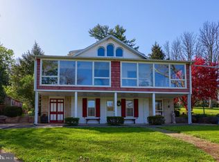 127 Red Rock Rd, Dover, PA 17315