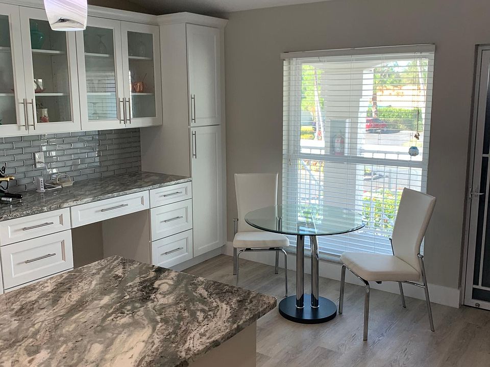 1st image of 202-810 Gulf Pavilion Dr #202