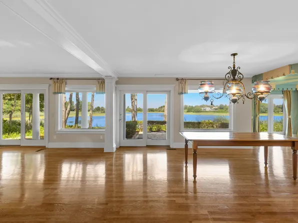 4390 Main Street, Cummaquid, MA 02637