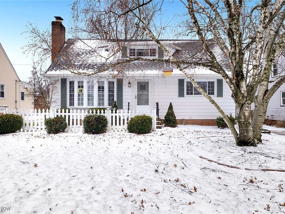 1st image of 15893 Parklawn Ave