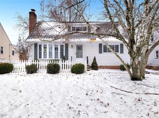 15893 Parklawn Ave, Middleburg Heights, OH 44130