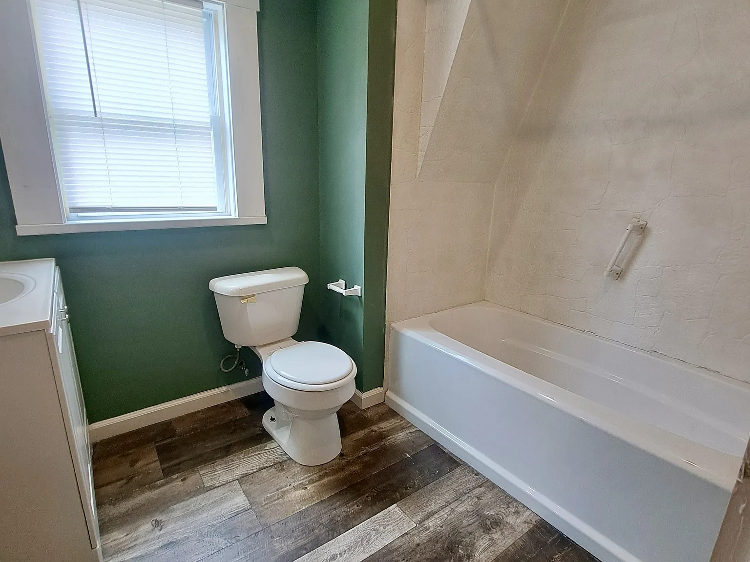 161 South Harbine Avenue - 1 — Photo 1