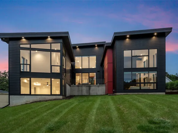 1601 Casady Dr, Des Moines, IA 50315