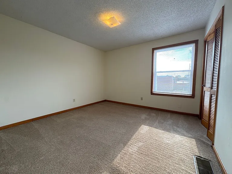 521 Dawson Ln #A — Photo 8