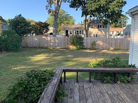 5th image of 112 Cushman Ave