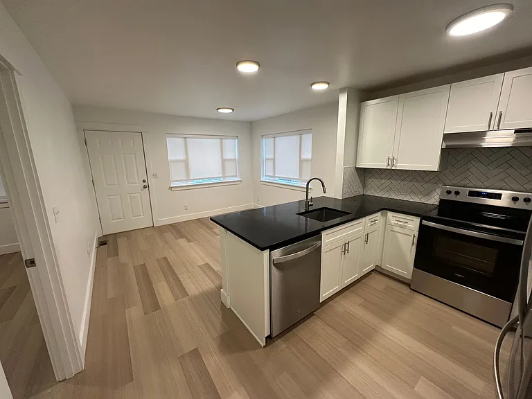 Sunray Terrace Senior Apartments — Photo 23
