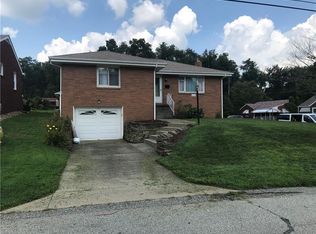 117 Yale Dr, Lower Burrell, PA 15068