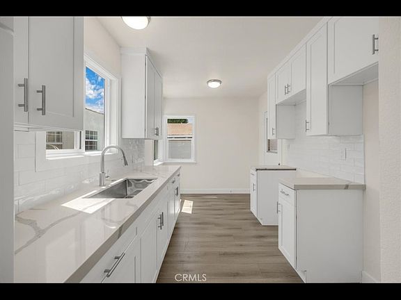 2nd image of 3462 Hope St #A