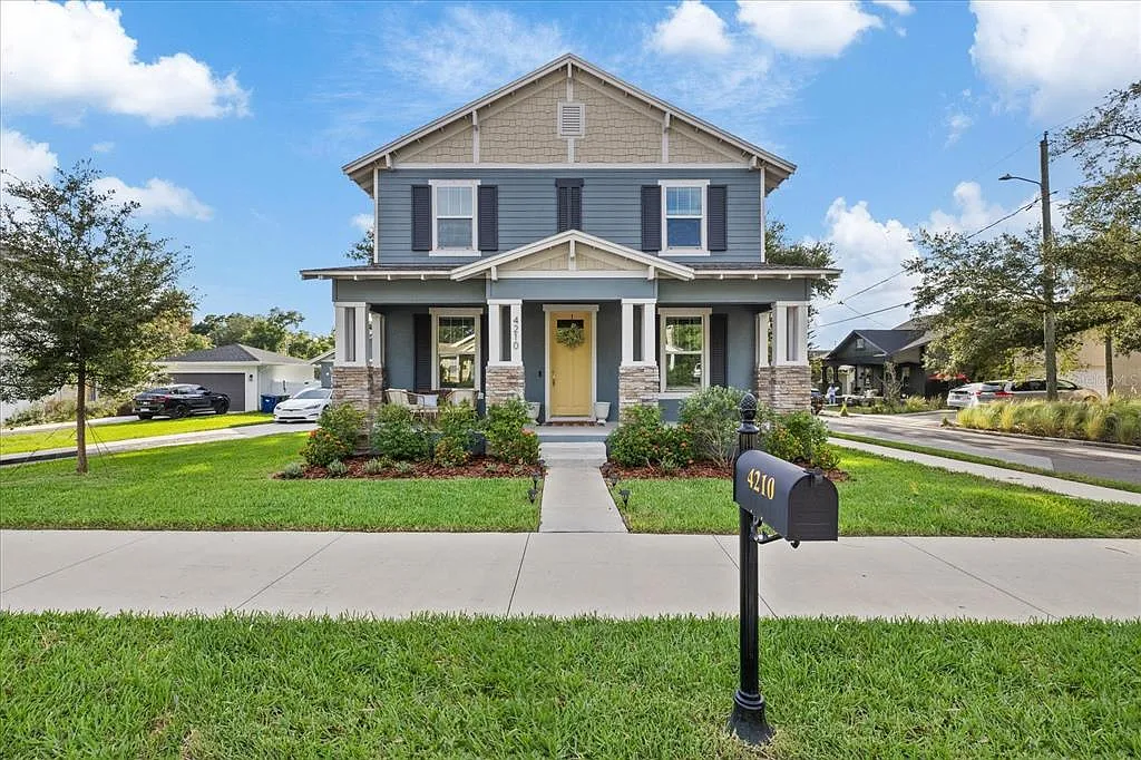 3 bed, 2.5 bath, 2145 sqft, $4,500 — Photo 2