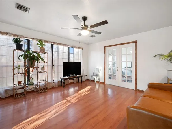 911 N Sunset Dr, Anadarko, OK 73005